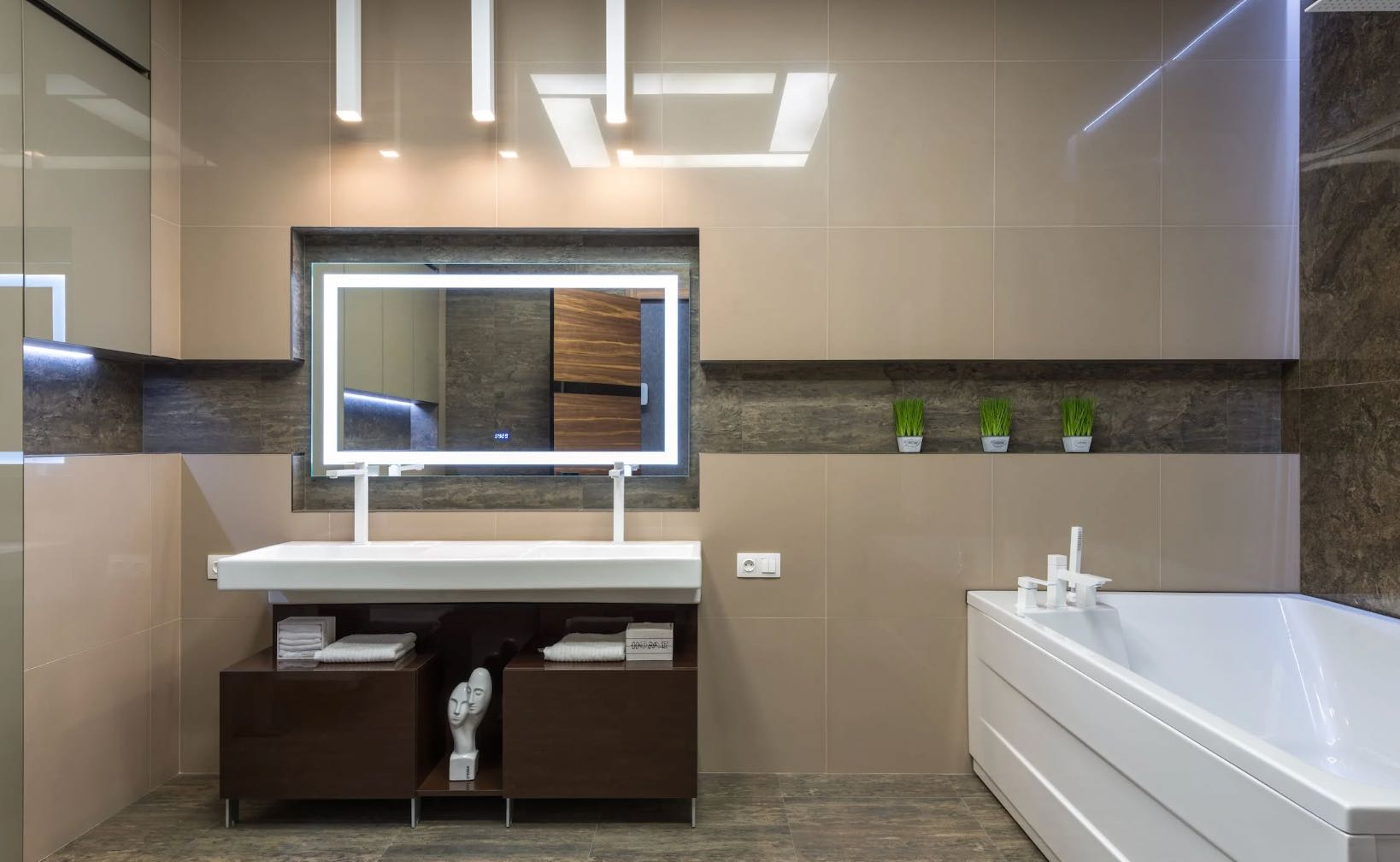 Water Damage Restoration Service Long Beach CA
