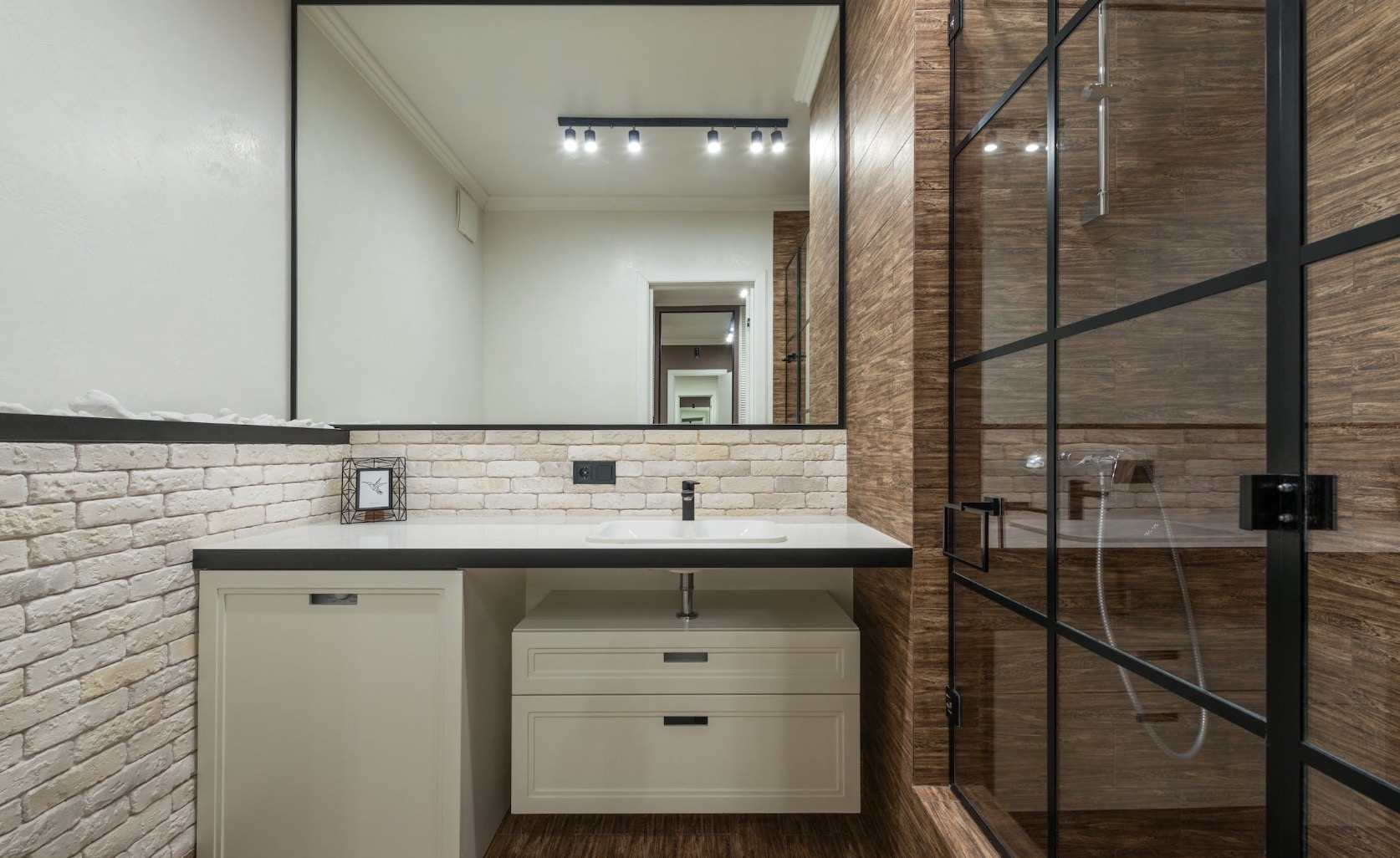 Water Damage Restoration Service Long Beach CA