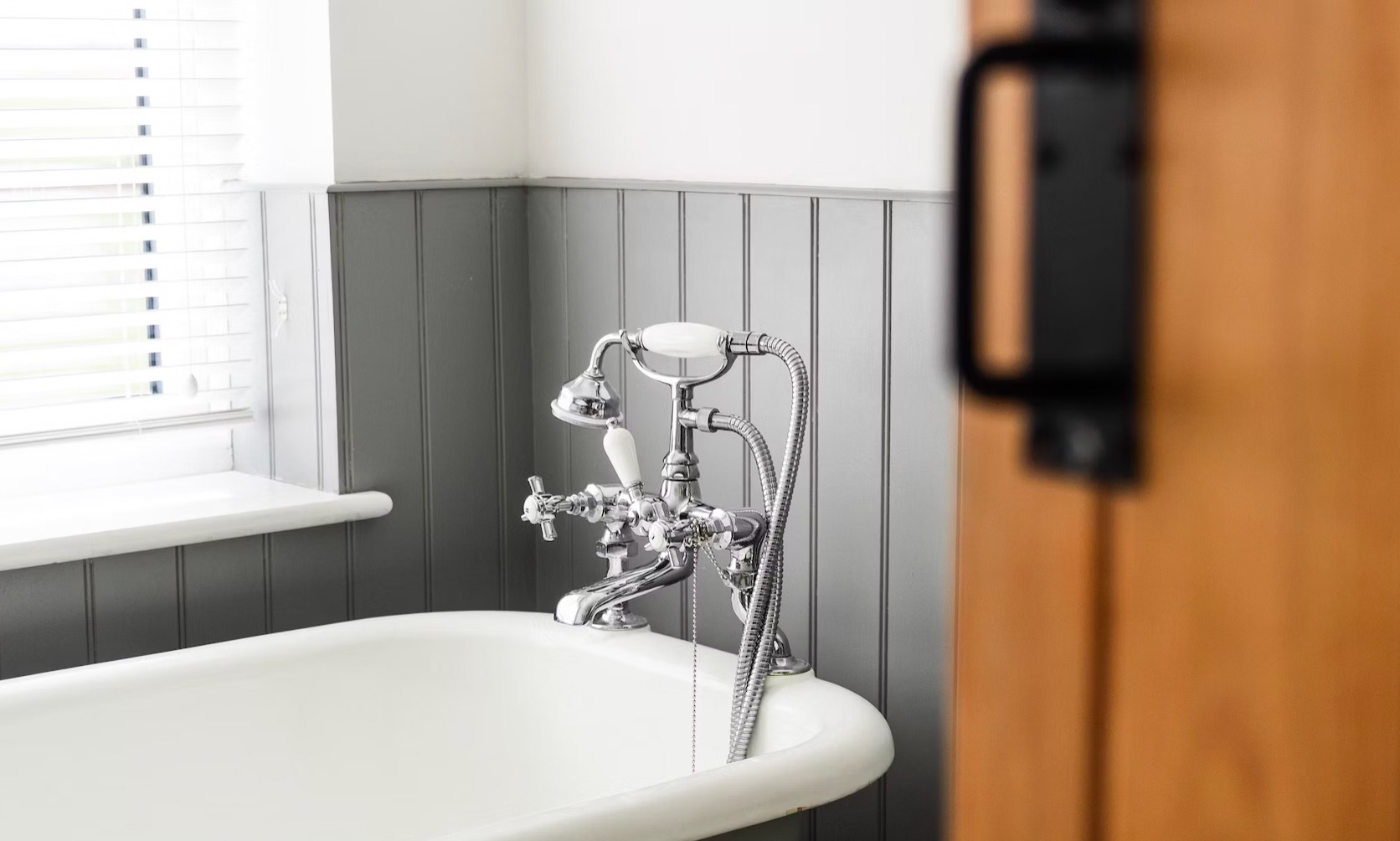 Water Damage Restoration Service Long Beach CA