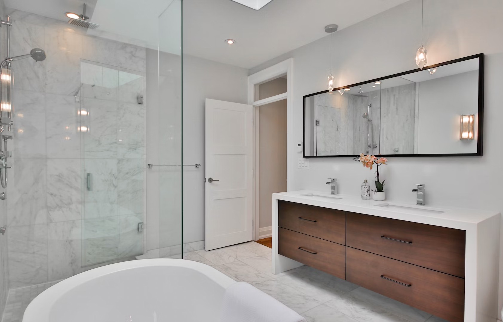 Water Damage Restoration Service Long Beach CA