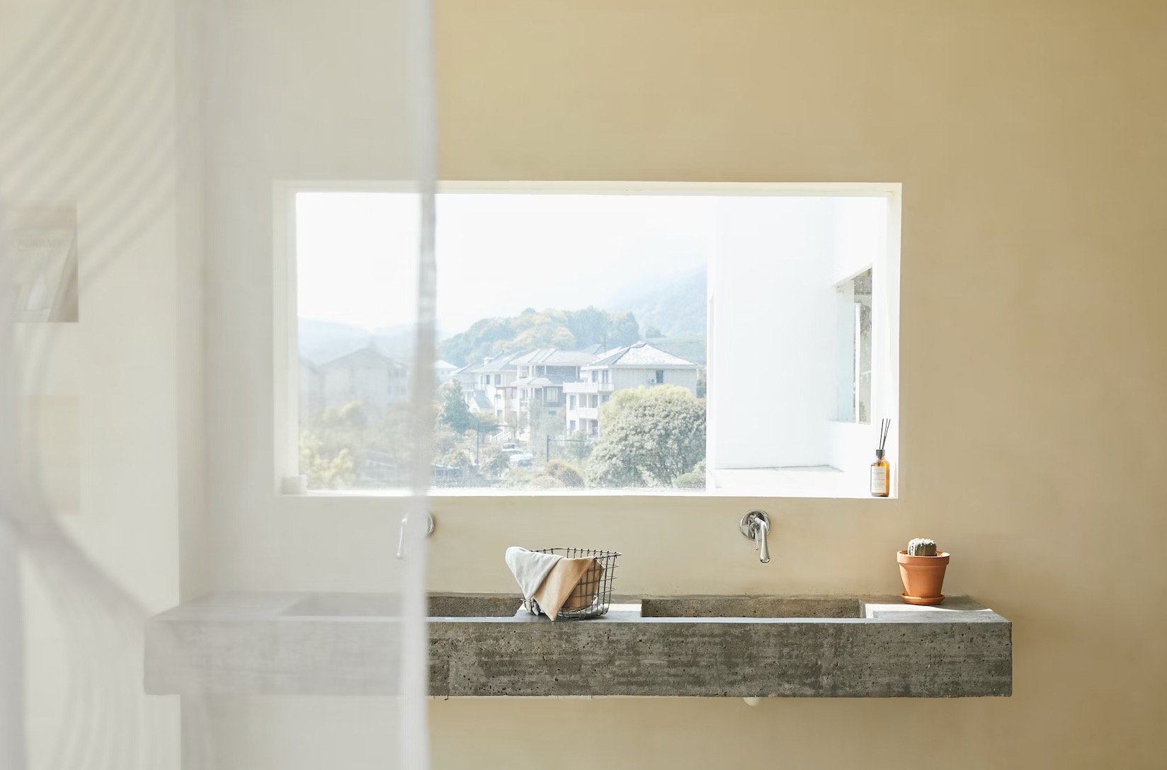 Water Damage Restoration Service Long Beach CA