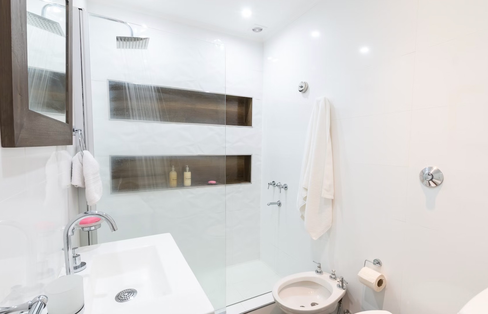 Water Damage Restoration Service Long Beach CA