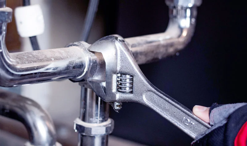 leaky pipes long beach water damage restoration company